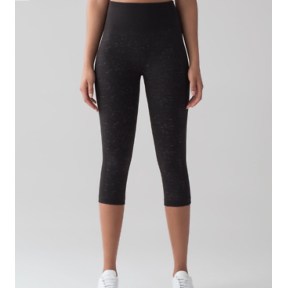 Lululemon Crops 🍋